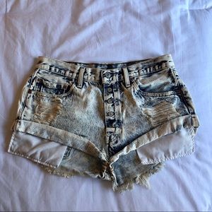 LF x Levi’s distressed shorts